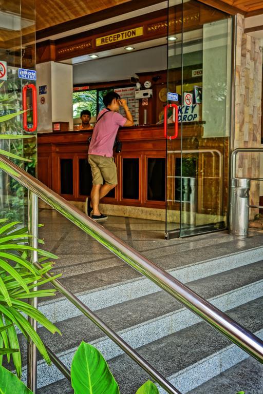 Lek Jomtien Hotel Exteriör bild