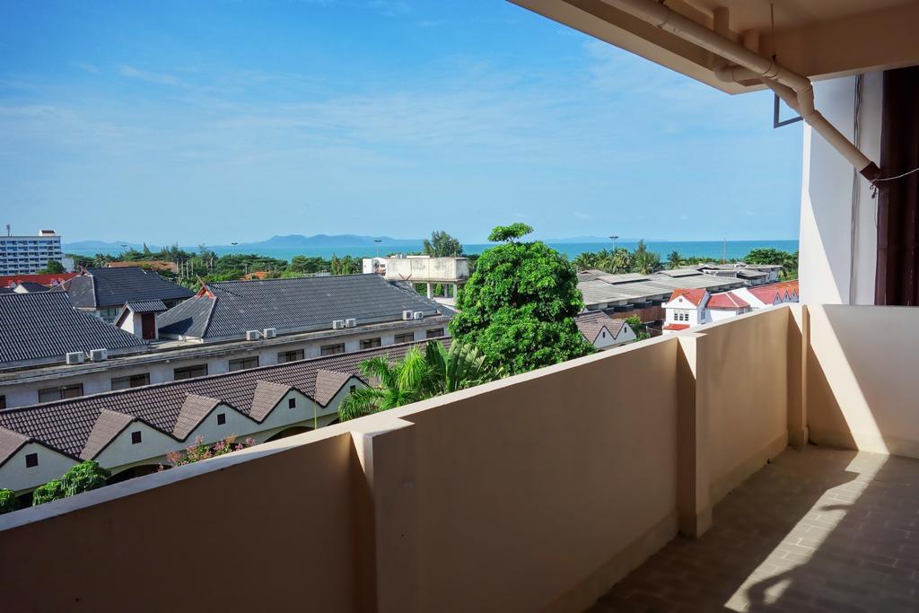 Lek Jomtien Hotel Rum bild