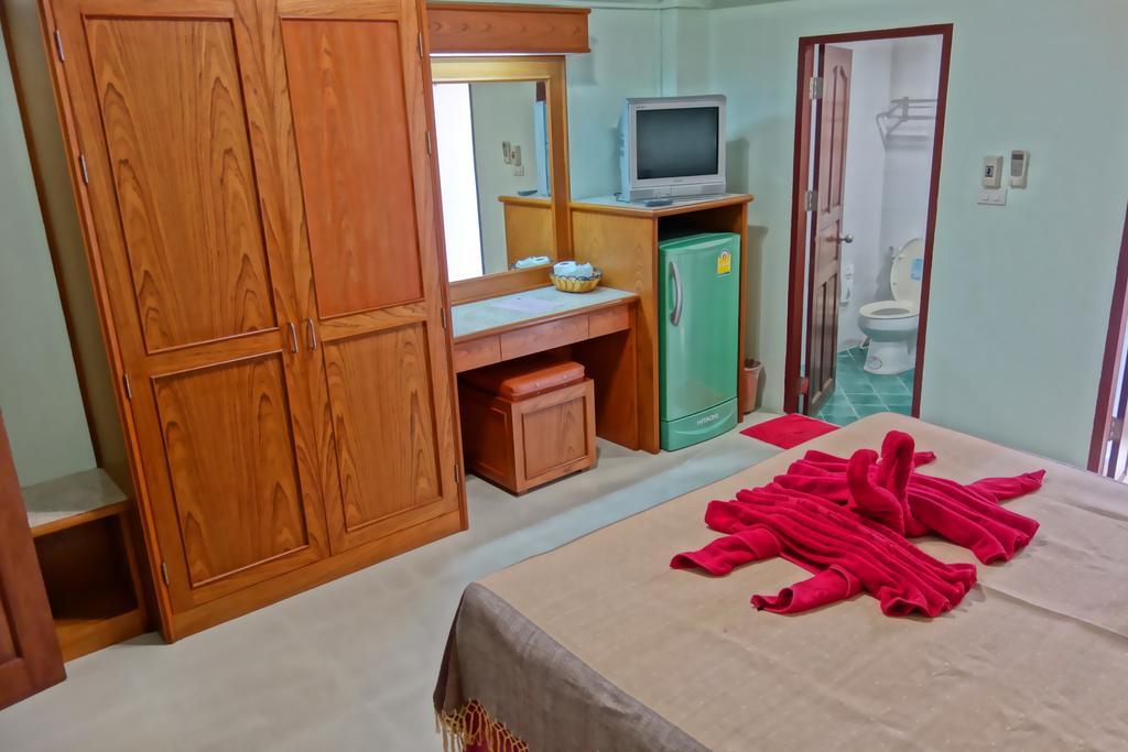 Lek Jomtien Hotel Rum bild